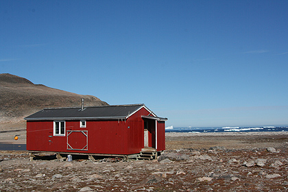 Cabin at Kap Hoegh, image by Nanu Travel